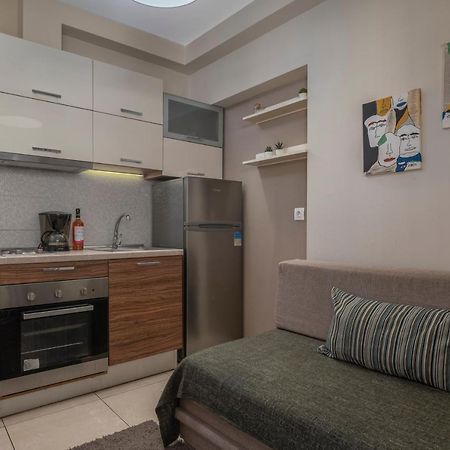 Apartamento Kolomvou New Building Flat Tesalónica Exterior foto